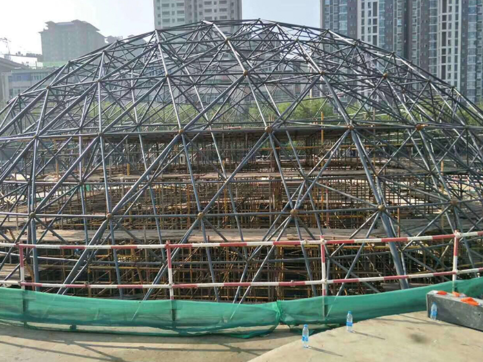 三门峡球形网架钢结构施工